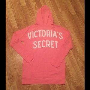 Victoria’s Secret long sleeved hooded tunic NWOT